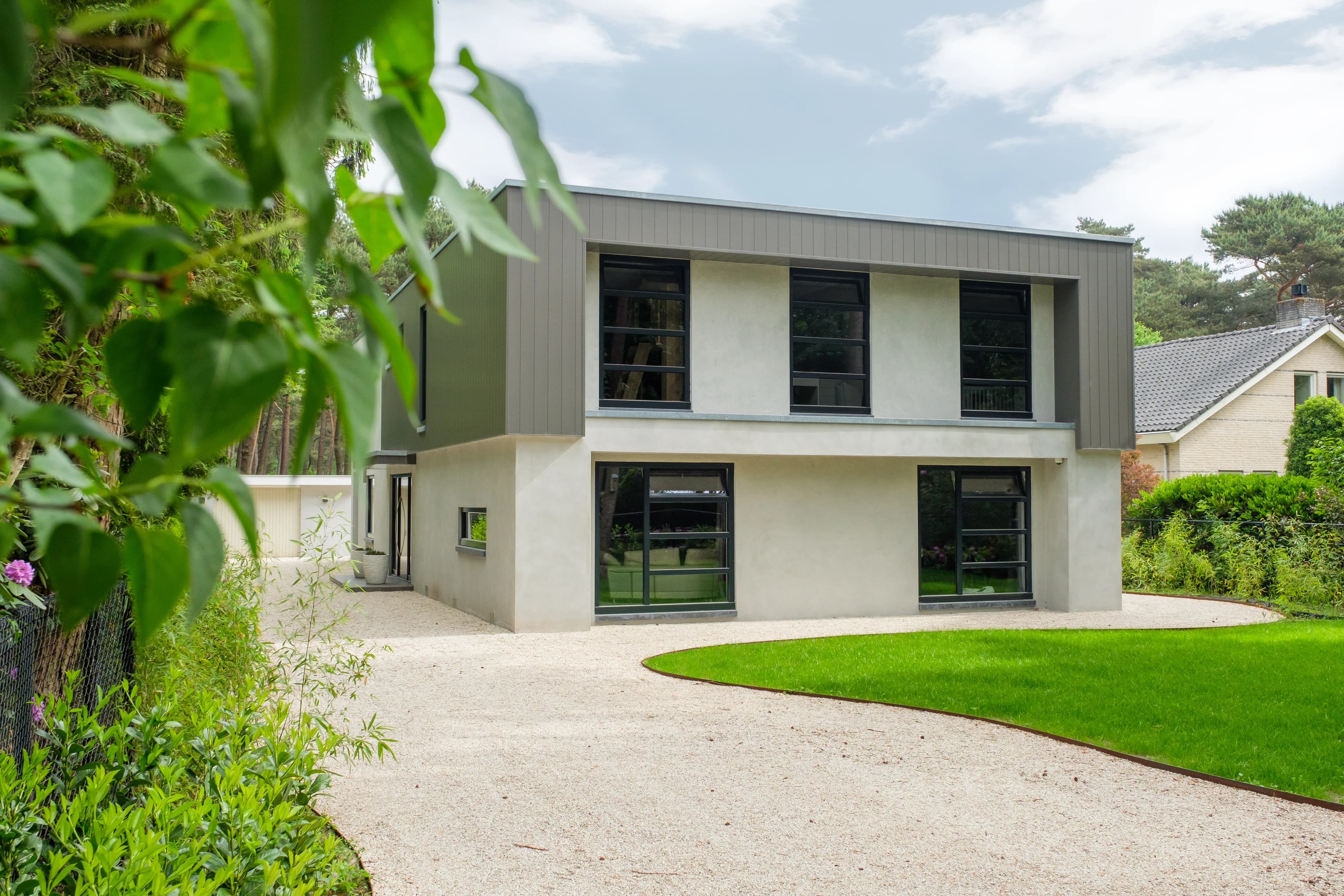 Gevelbekleding sponningdeel 190 - Antraciet modern huis